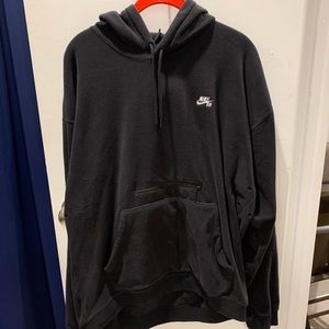 Nike pullover hoodie